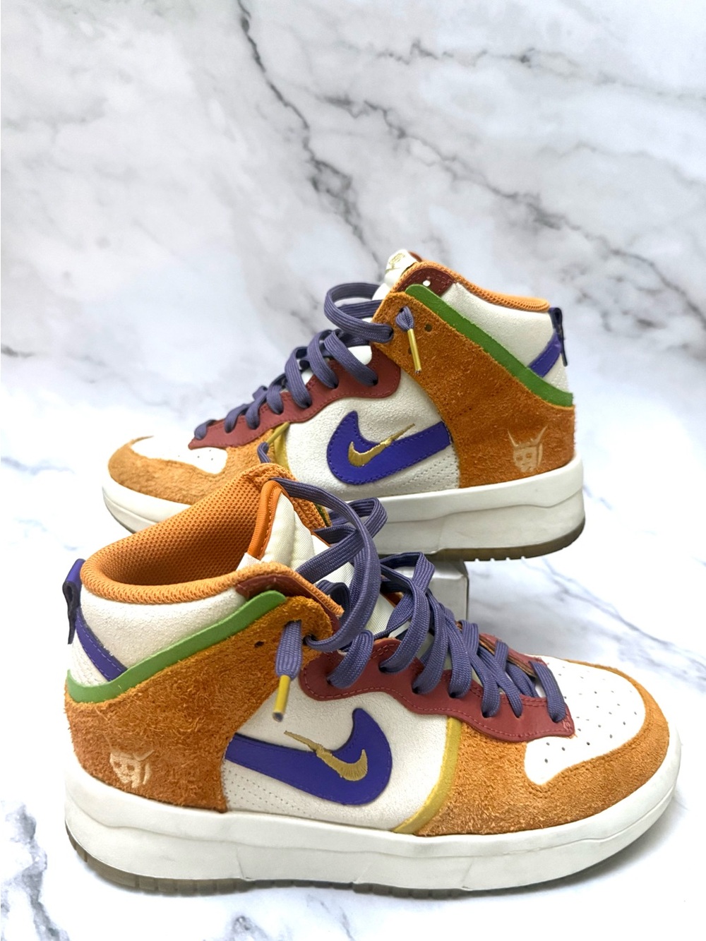 Women High-Top Nike Sneakers in Orange & Purple - Comfort & Style sz 7